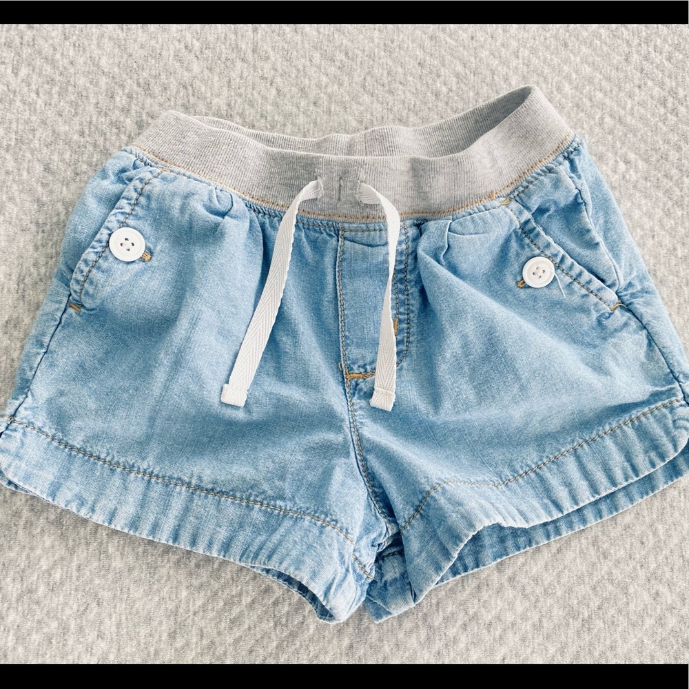 Carter’s kids shorts 4T
